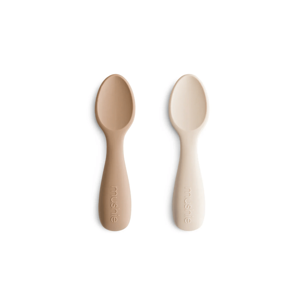 Mushie Toddler Starter Spoons - Natural/Shifting Sand