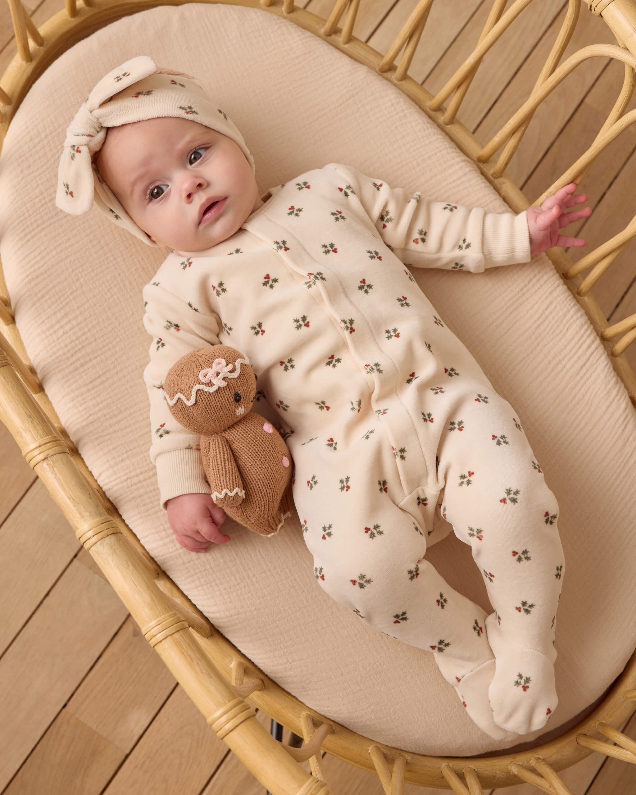 Quincy Mae Velour Bow Headband - Holly Berry