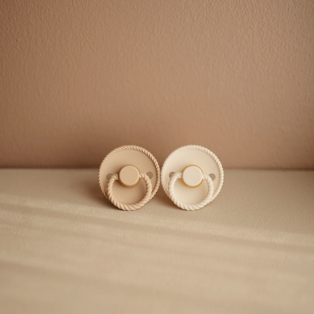 Frigg Pacifier Rope - Latex - Croissant