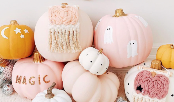 Happy Halloween from the team at Little Gatherer. Find some of our favorite spooky Halloween crafts. 
