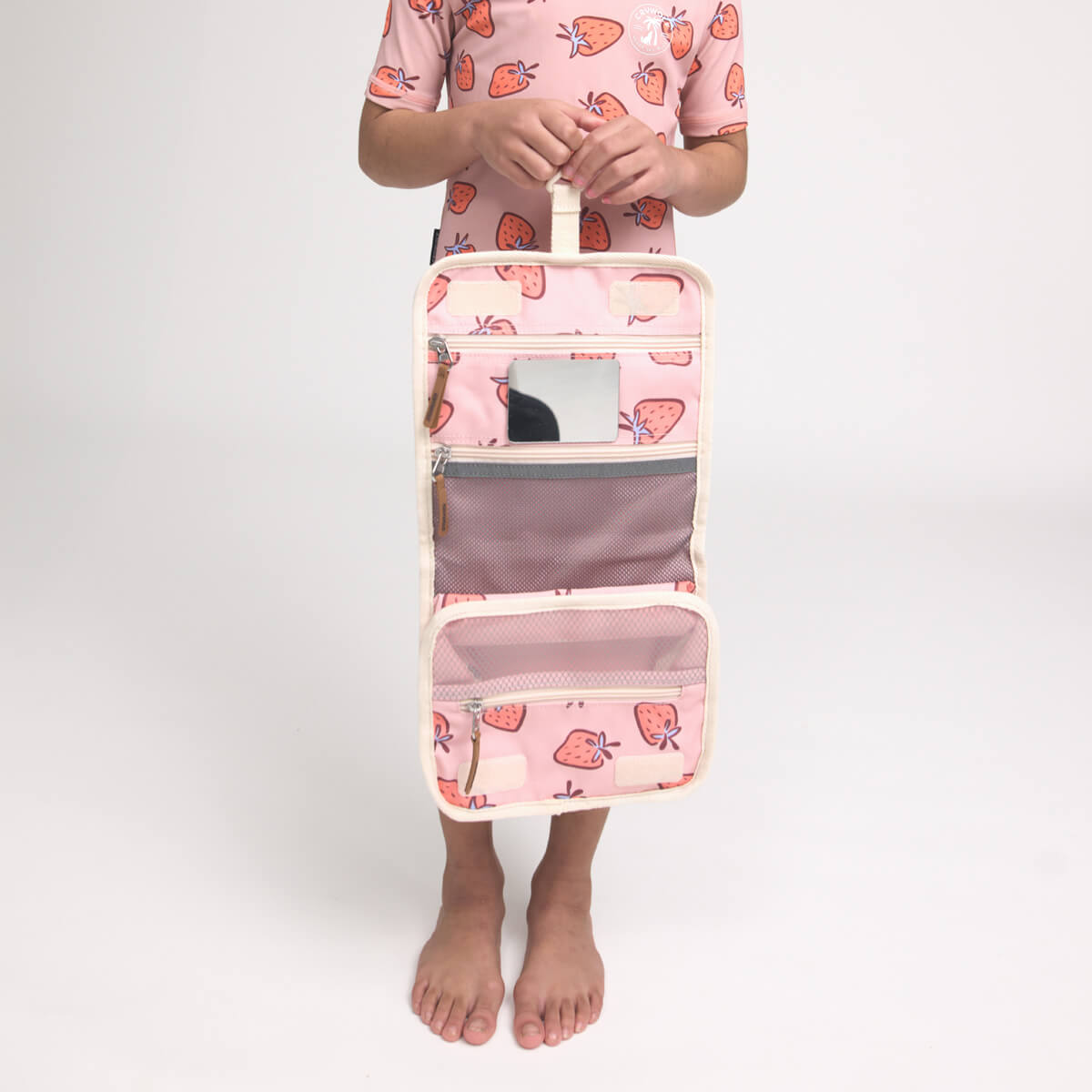 Crywolf Hanging Toiletry Bag - Strawberry Splash