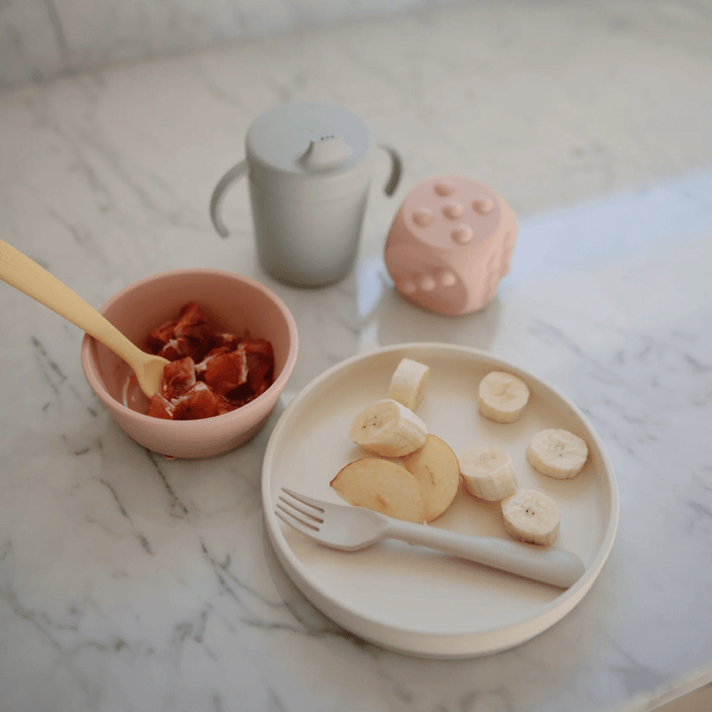 Mushie Classic Silicone Suction Plate - Ivory