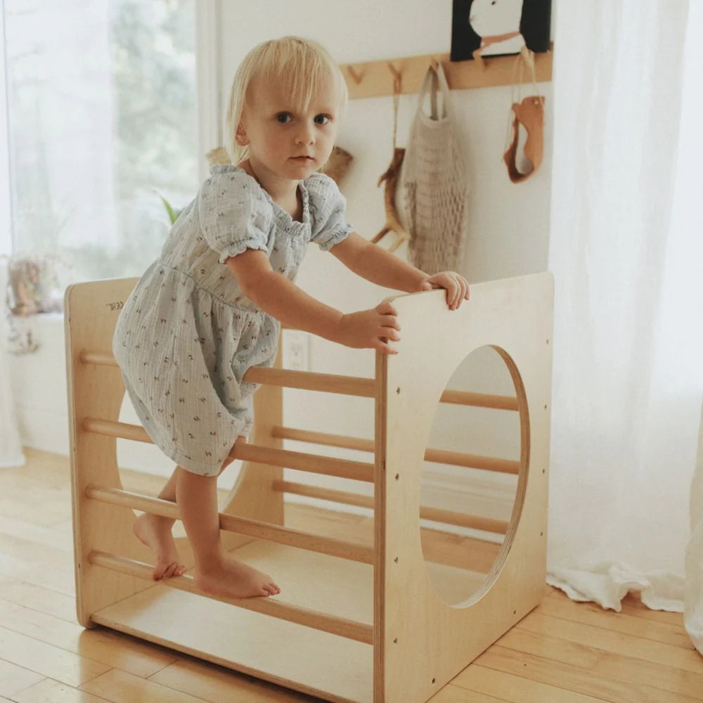 Kinderfeets Pikler Cube