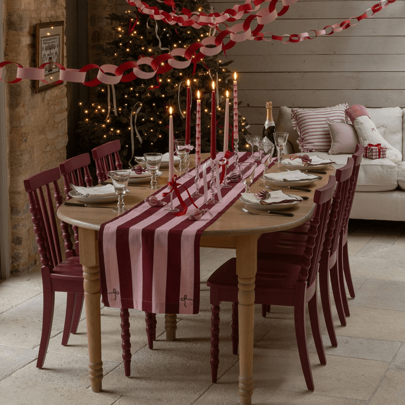 Avery Row Embroidered Bow Napkins, Set of 2 - Burgundy