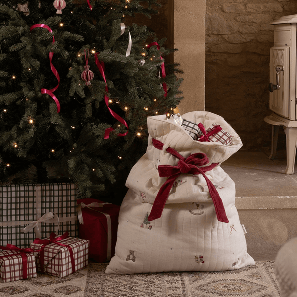 Avery Row Christmas Present Sack - Christmas Morning