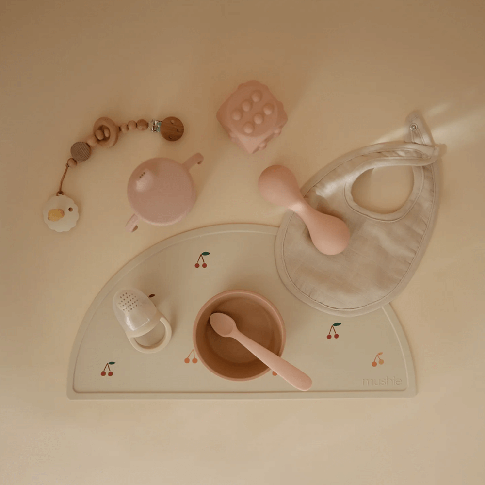 Mushie Baby Rattle - Blush