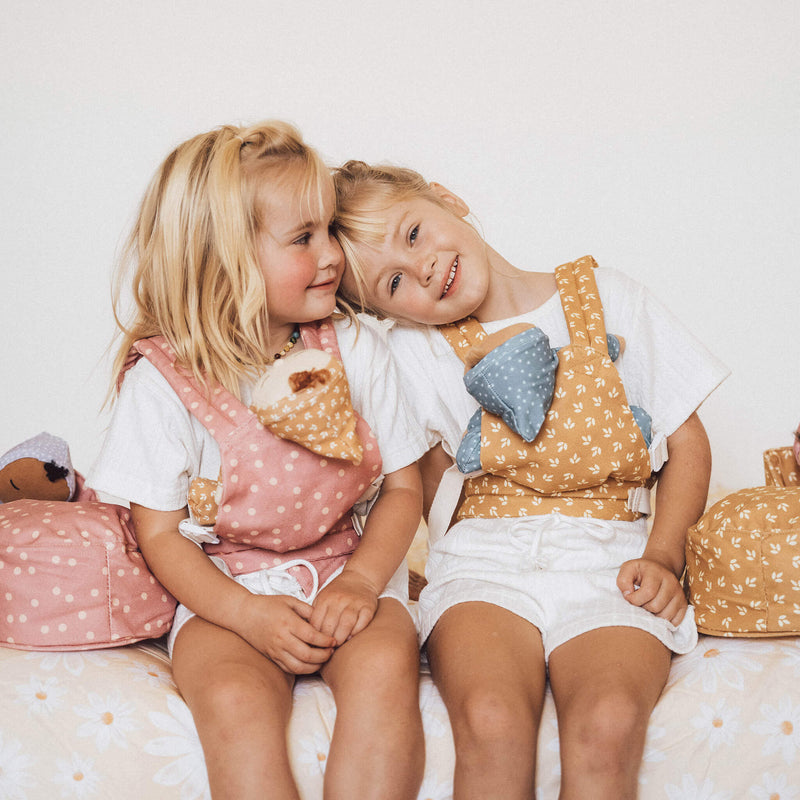 Olli Ella Dinkum Doll Carry Cot - Polka Dot