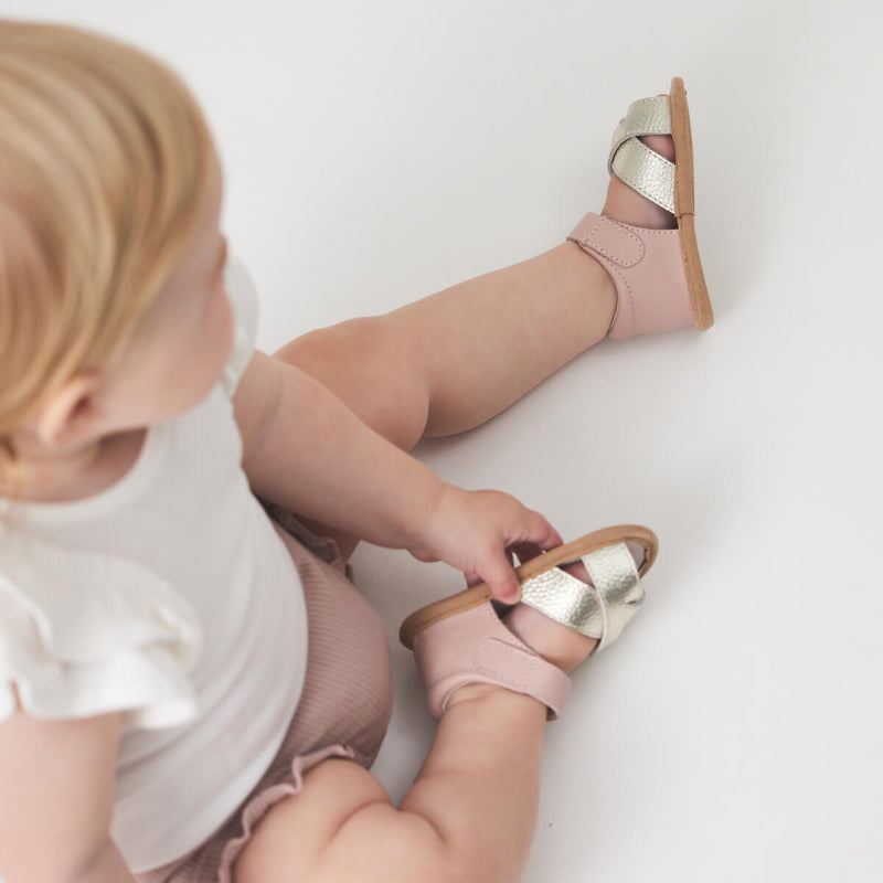 Pretty Brave Criss Cross - Blush/Gold