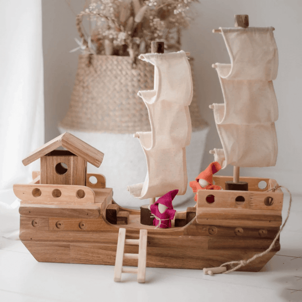 Q Toys Wooden Pirate Ship