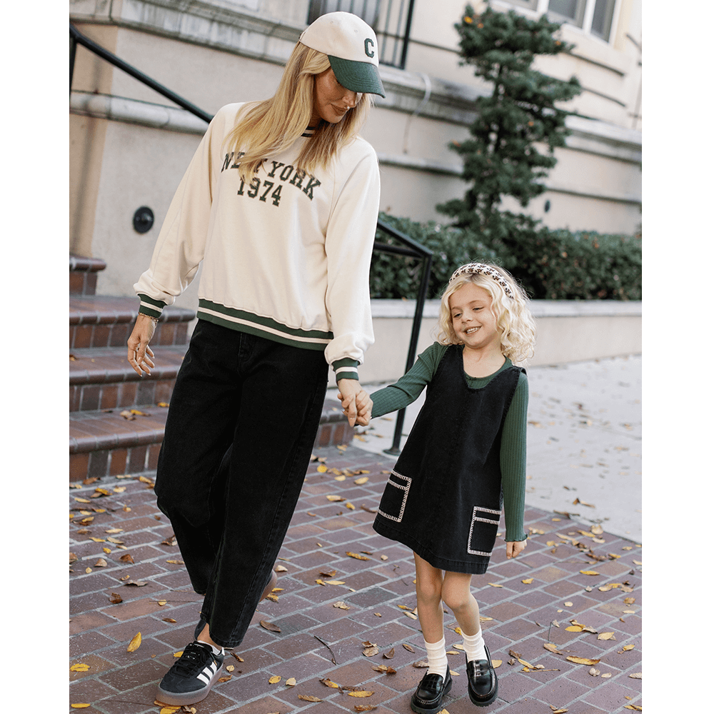 Rylee + Cru Womens Oversized Raglan Sweatshirt - New York