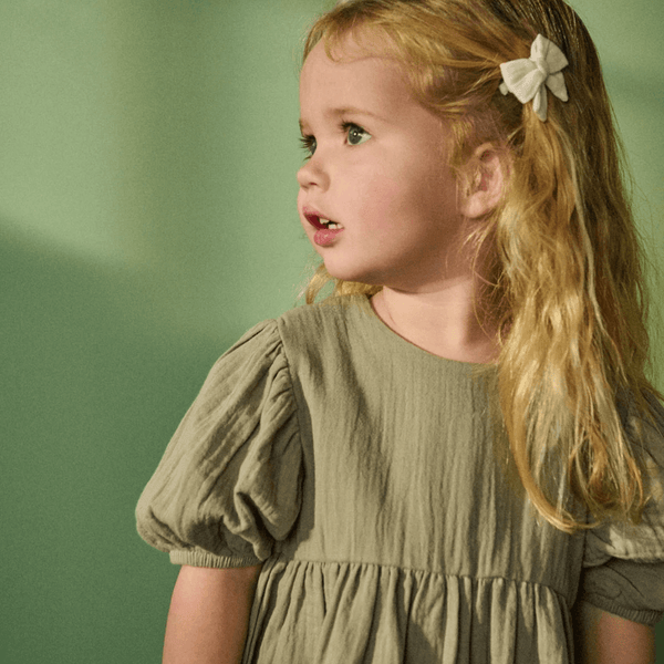 Nature Baby Small Bow Hair Clips - Natural Crinkle