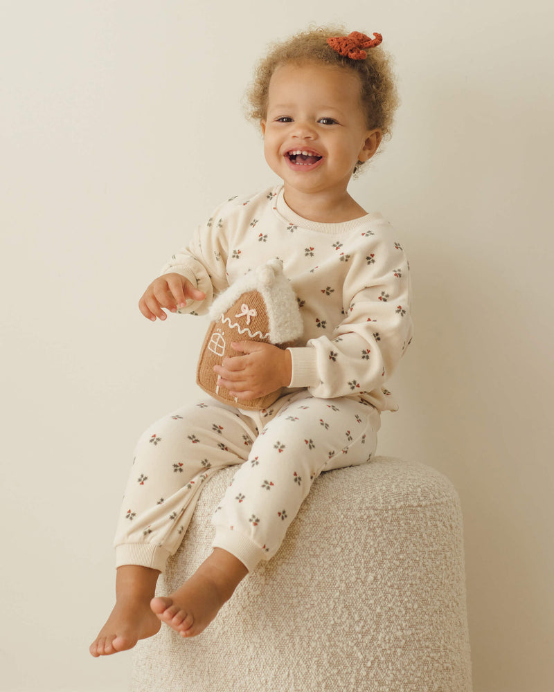 Quincy Mae Velour Relaxed Sweatshirt - Holly Berry