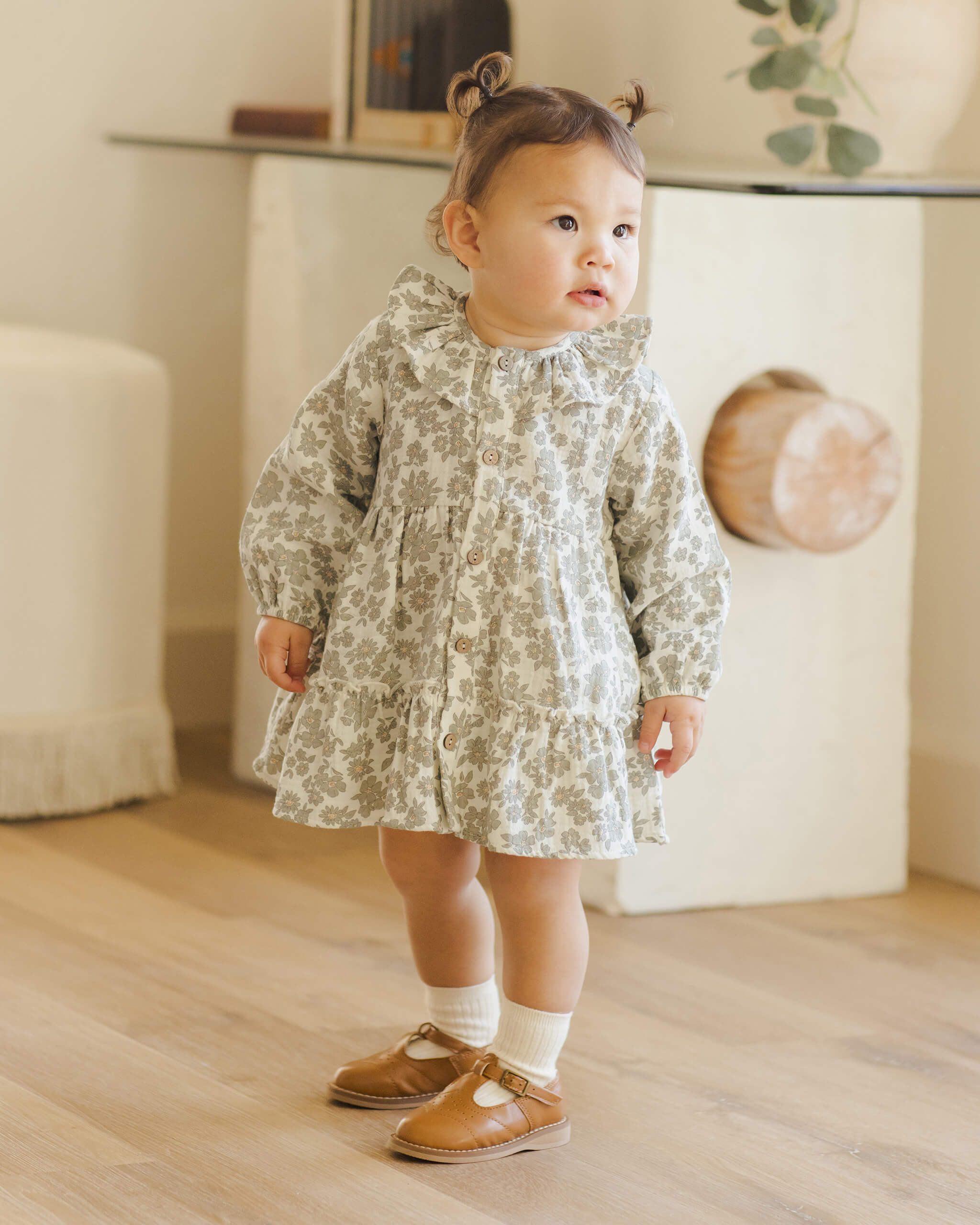 Quincy Mae Ruffle Collar Button Dress - Green Floral