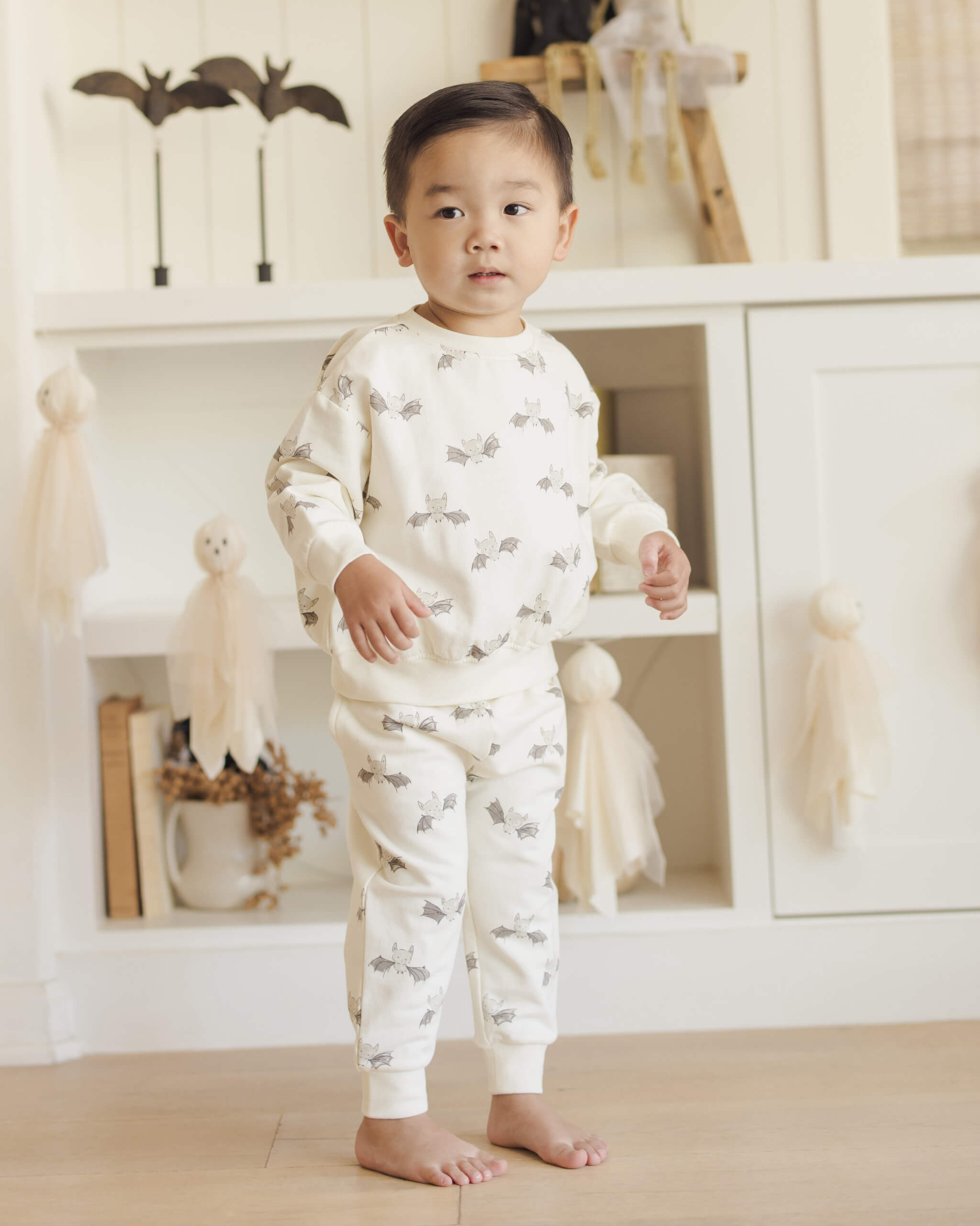 Quincy Mae Relaxed Fleece Sweatshirt - Bats