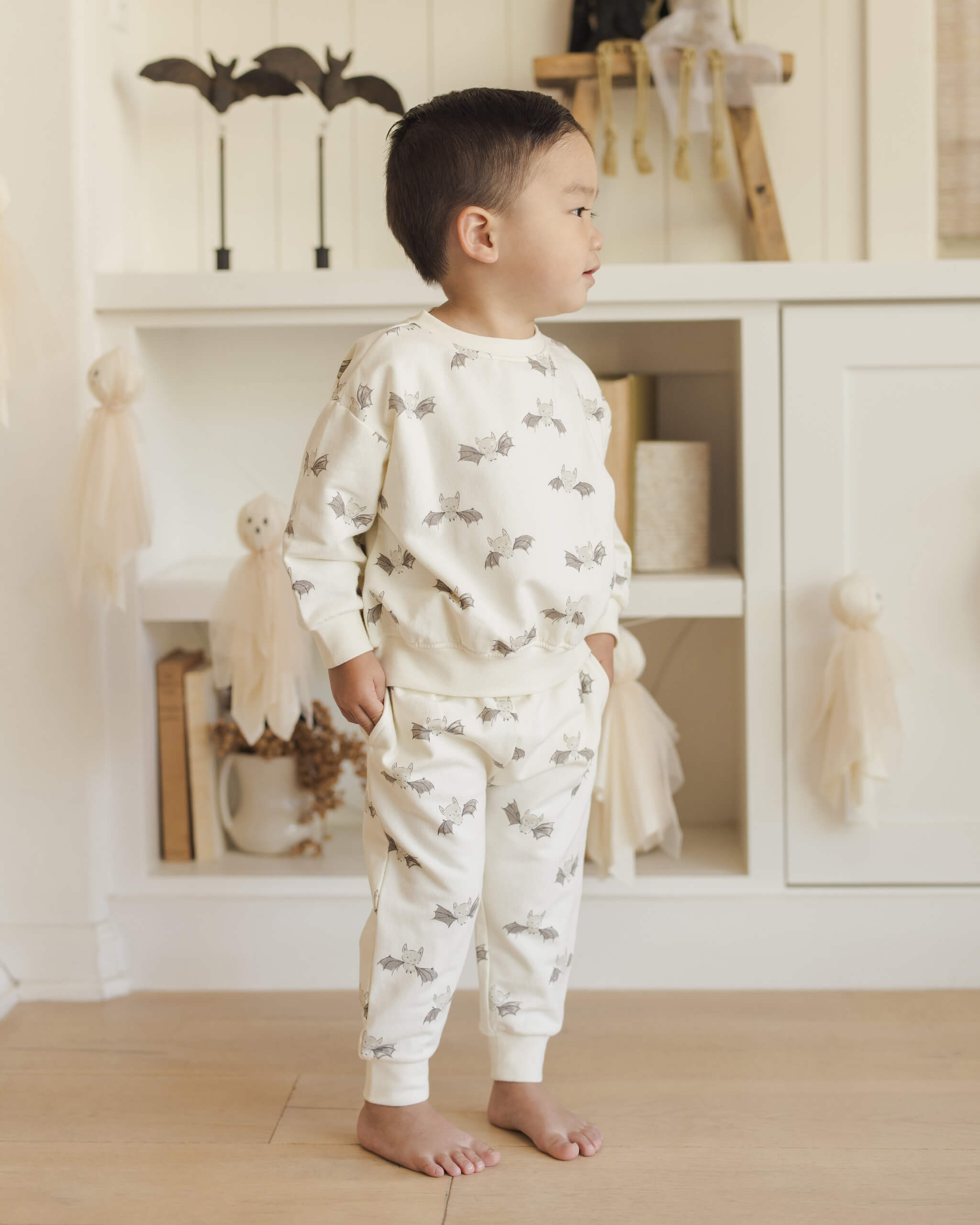 Quincy Mae Relaxed Fleece Sweatshirt - Bats