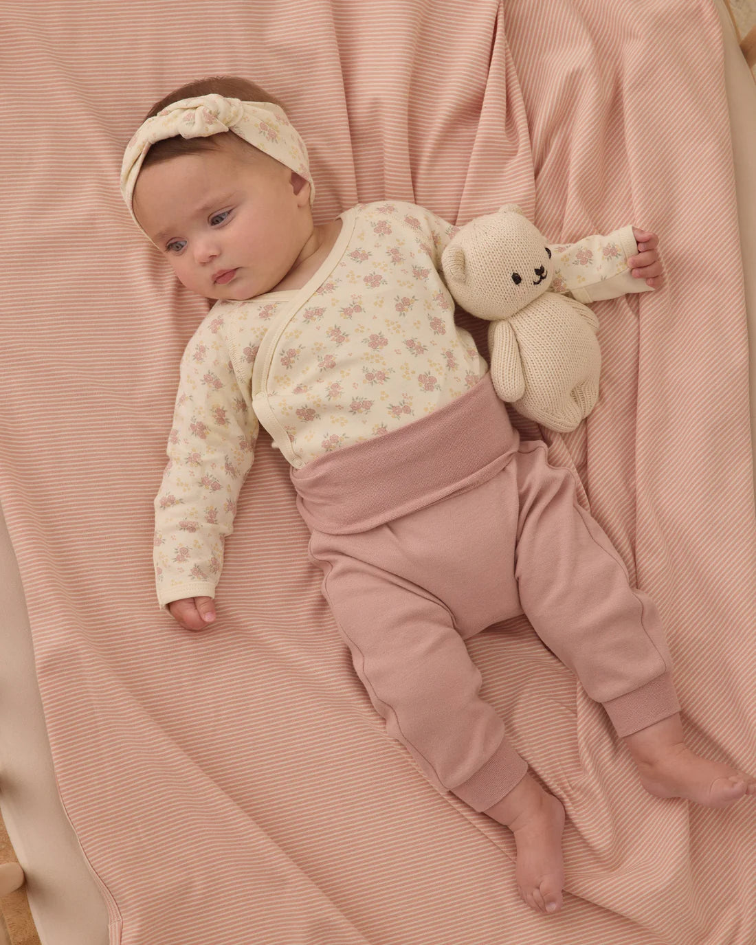 Quincy Mae Side Snap Bodysuit - Flower Field