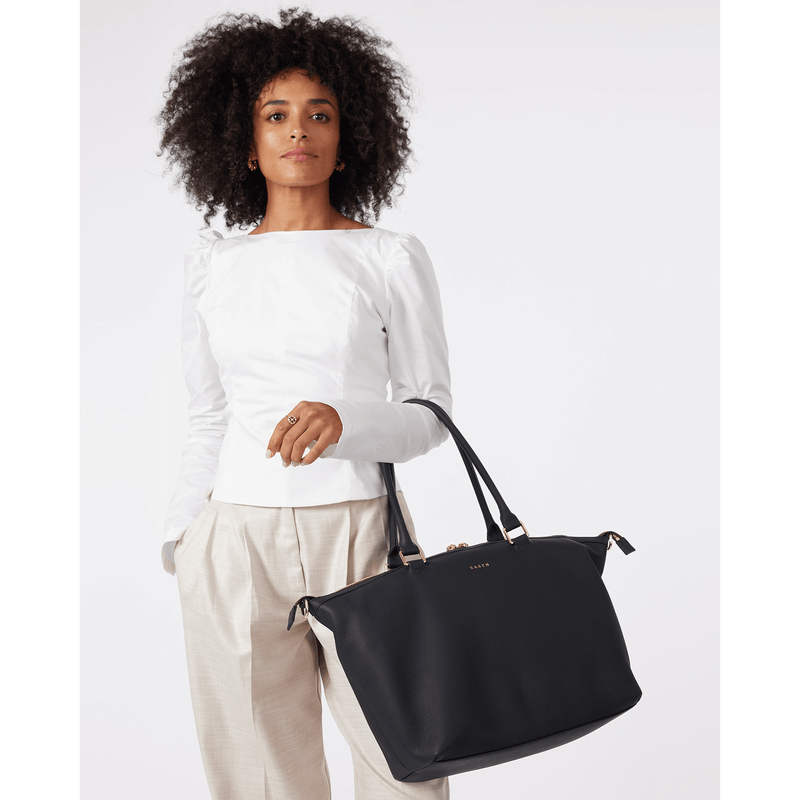 Saben Milan Carry All - Black + Chunky Chain Lining
