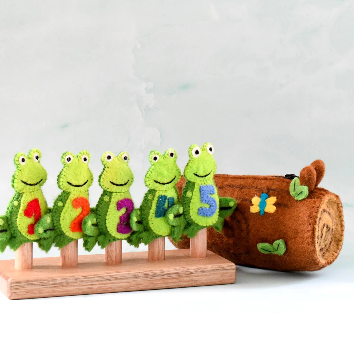 5 Little Speckled Frogs with Log Bag Puppet Set