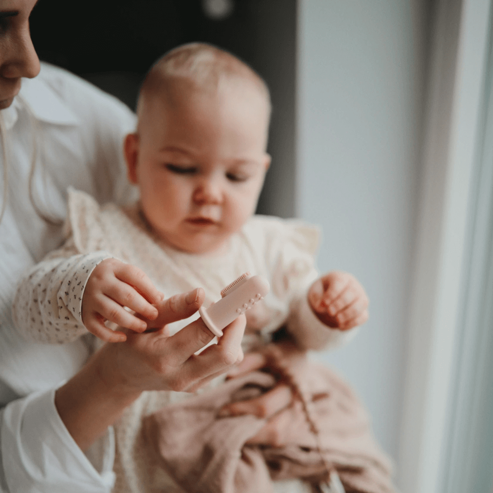 Mushie Finger Toothbrush - Shifting Sand/Blush
