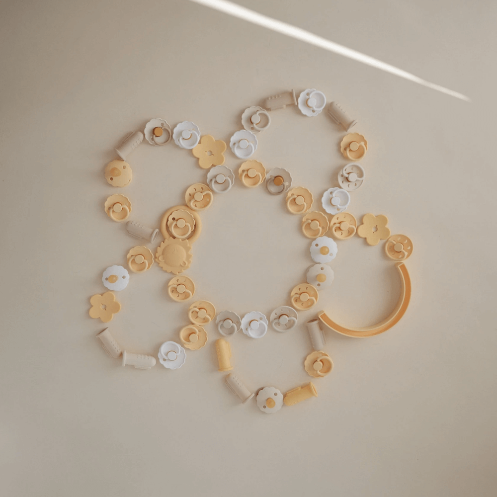 Mushie Finger Toothbrush - Shifting Sand/Blush