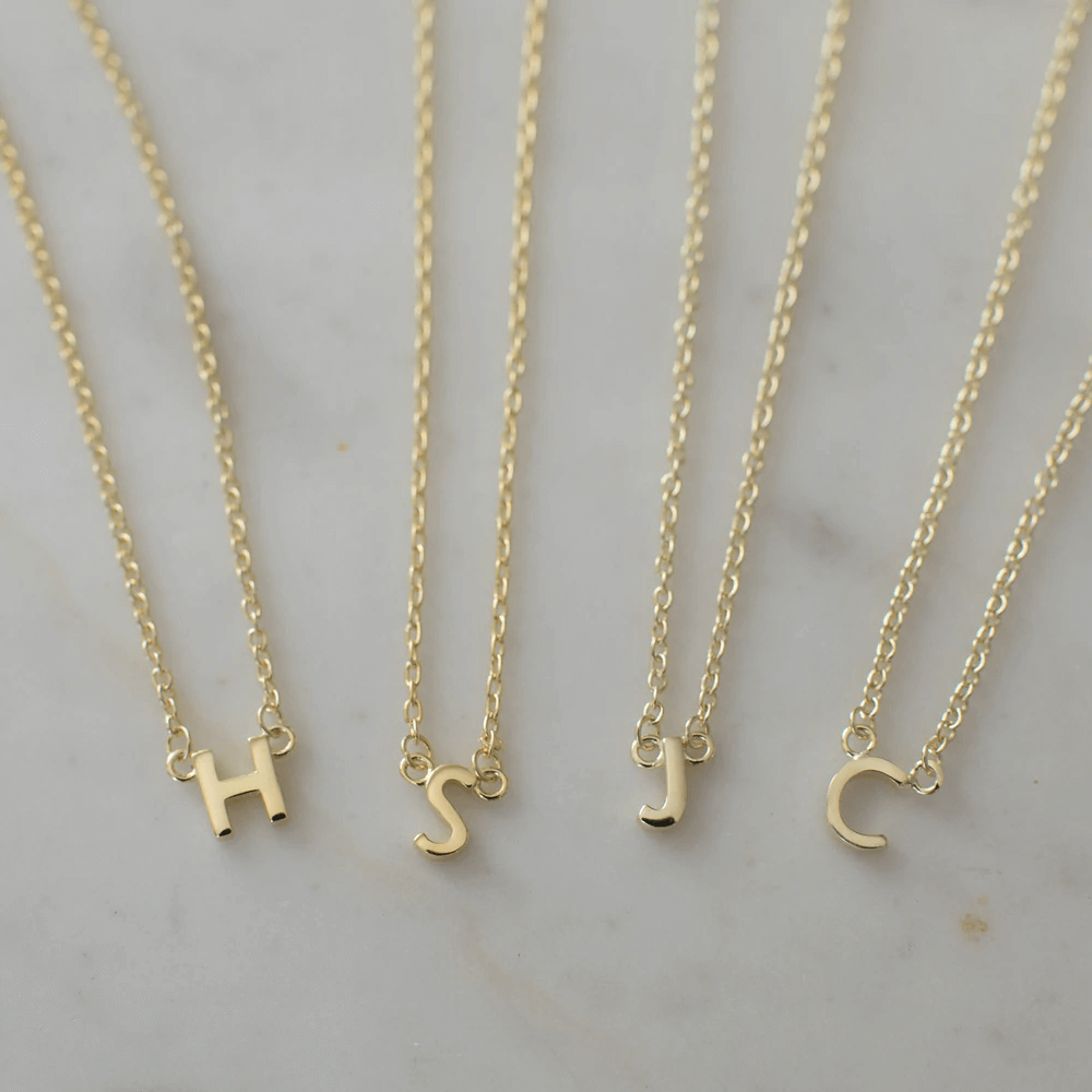 Sophie Store Little Letter Necklace - Gold
