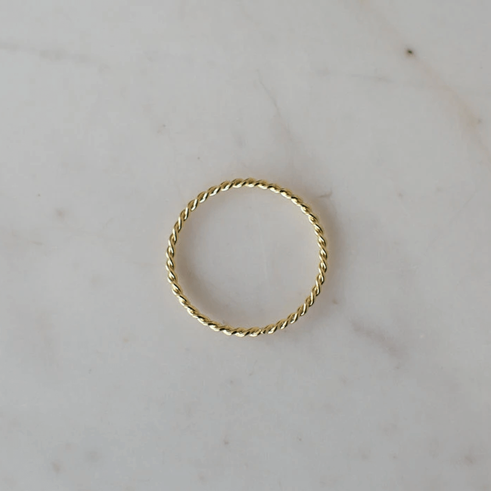 Sophie Store Twist Band Ring