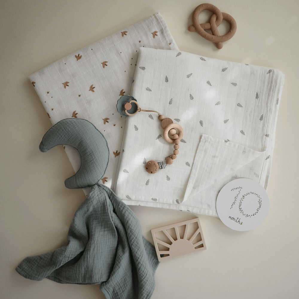 Mushie Pretzel Teether - Natural