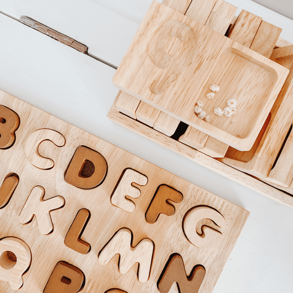 Q Toys Natural Capital Letter Puzzle