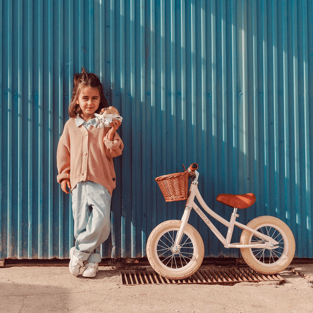 Banwood First Go Balance Bike - Pink