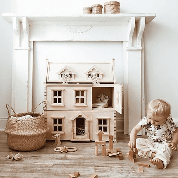 PlanToys Victorian Doll House