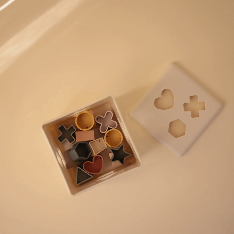 Mushie Shape Sorting Box